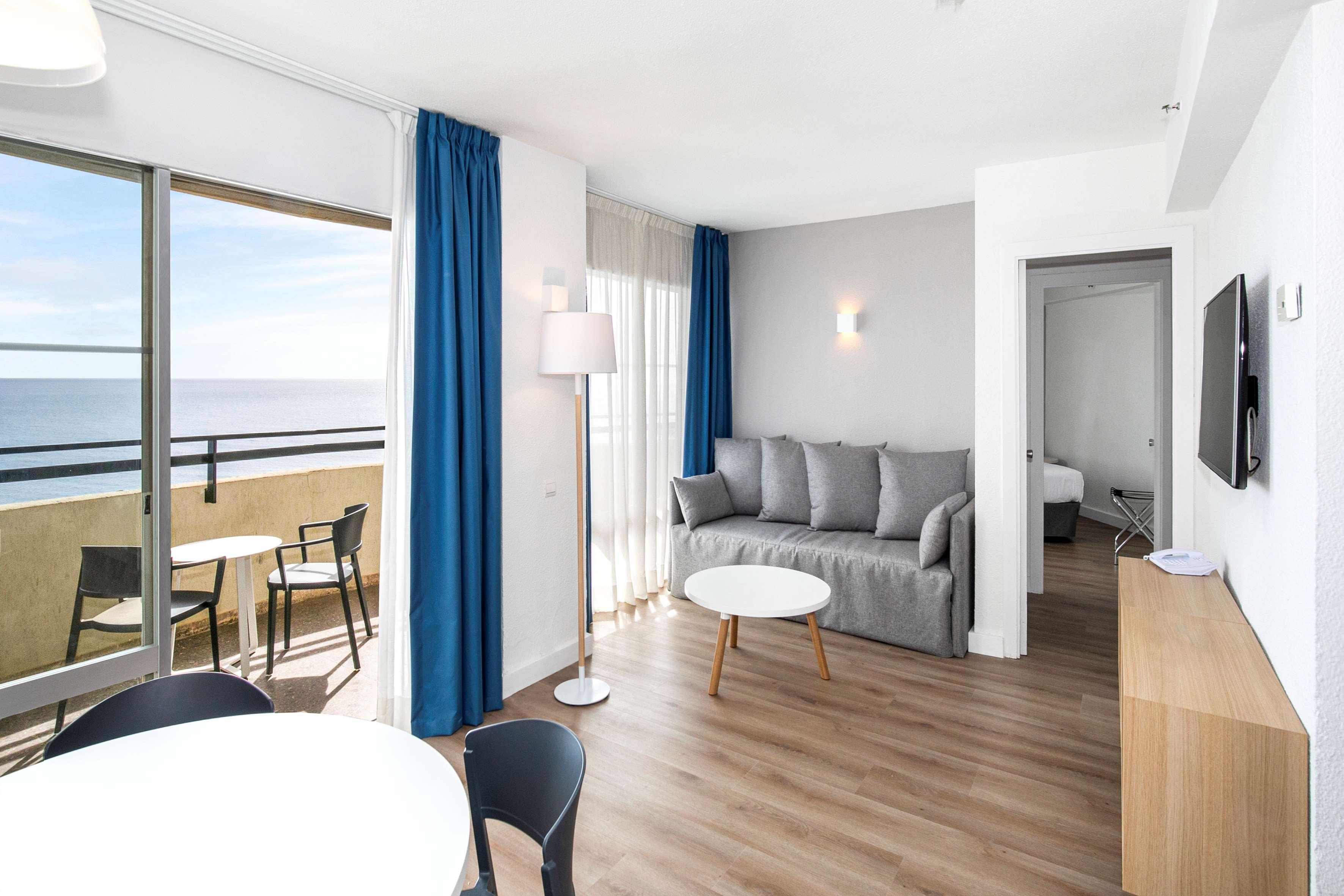 Sol Puerto Marina Aparthotel Торемолинос Екстериор снимка