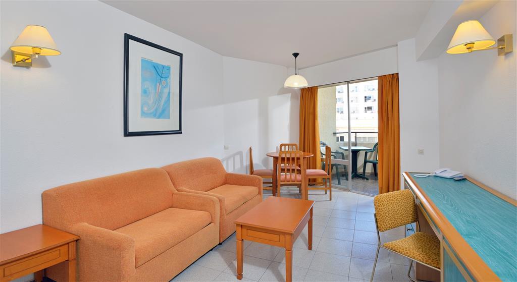 Sol Puerto Marina Aparthotel Торемолинос Екстериор снимка