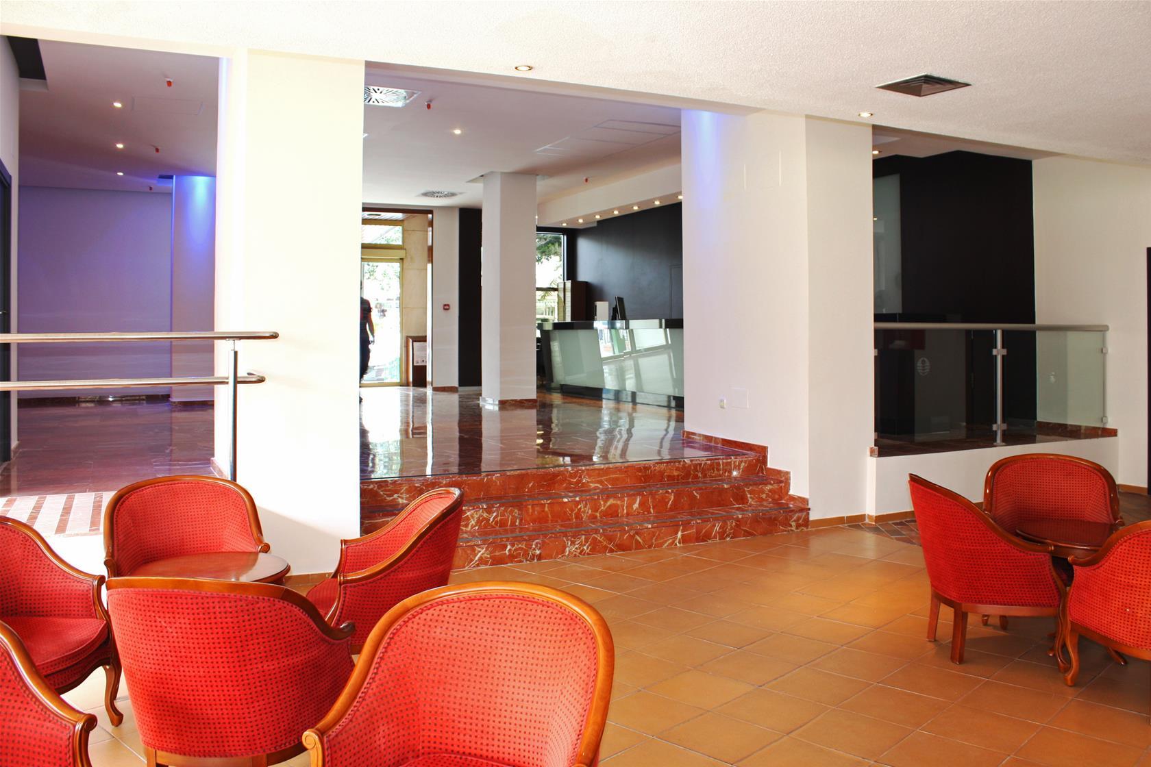 Sol Puerto Marina Aparthotel Торемолинос Екстериор снимка