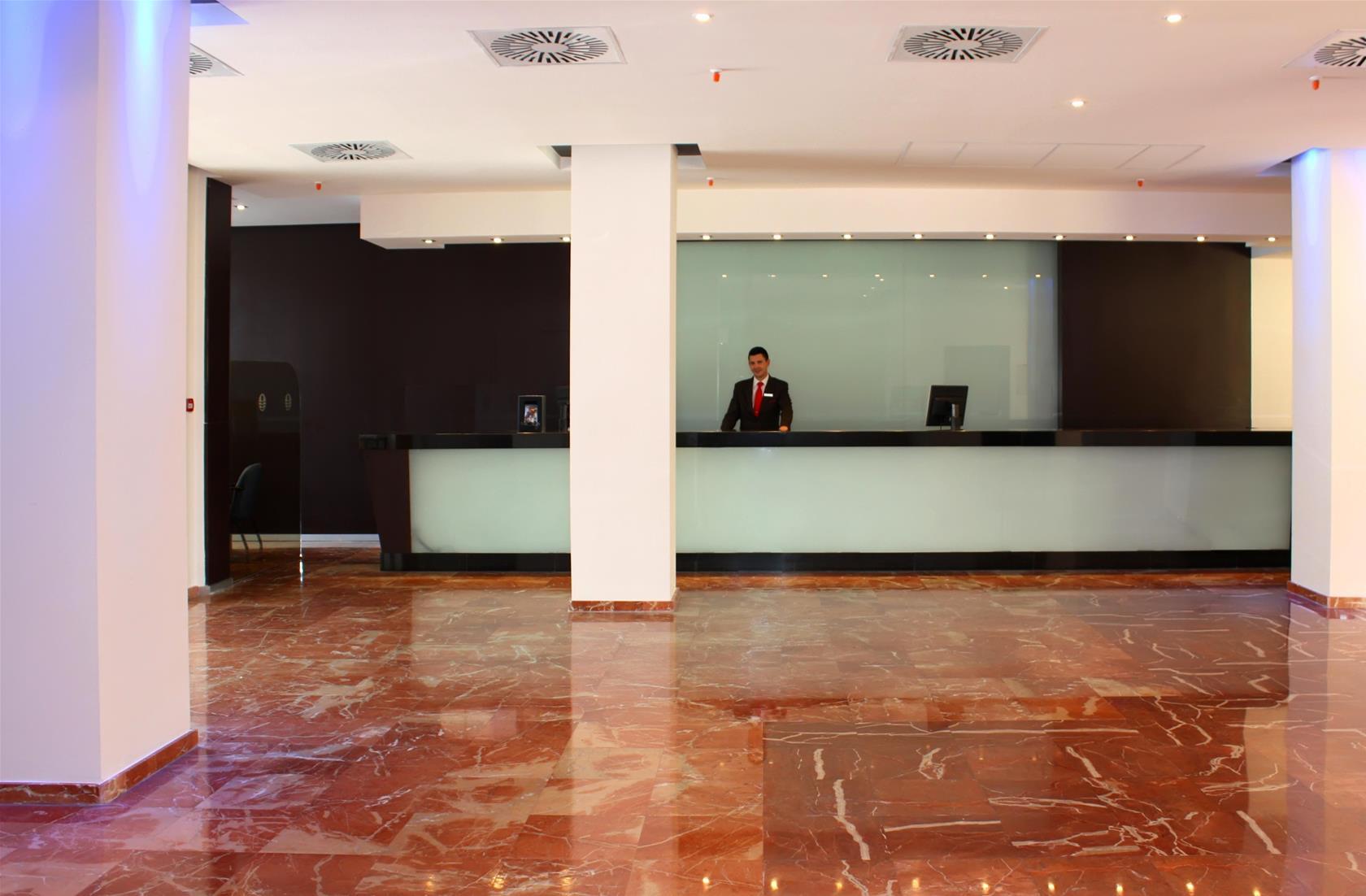 Sol Puerto Marina Aparthotel Торемолинос Екстериор снимка